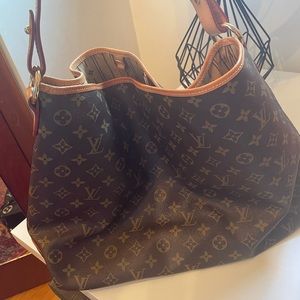 Louis Vuitton handbag excellent condition